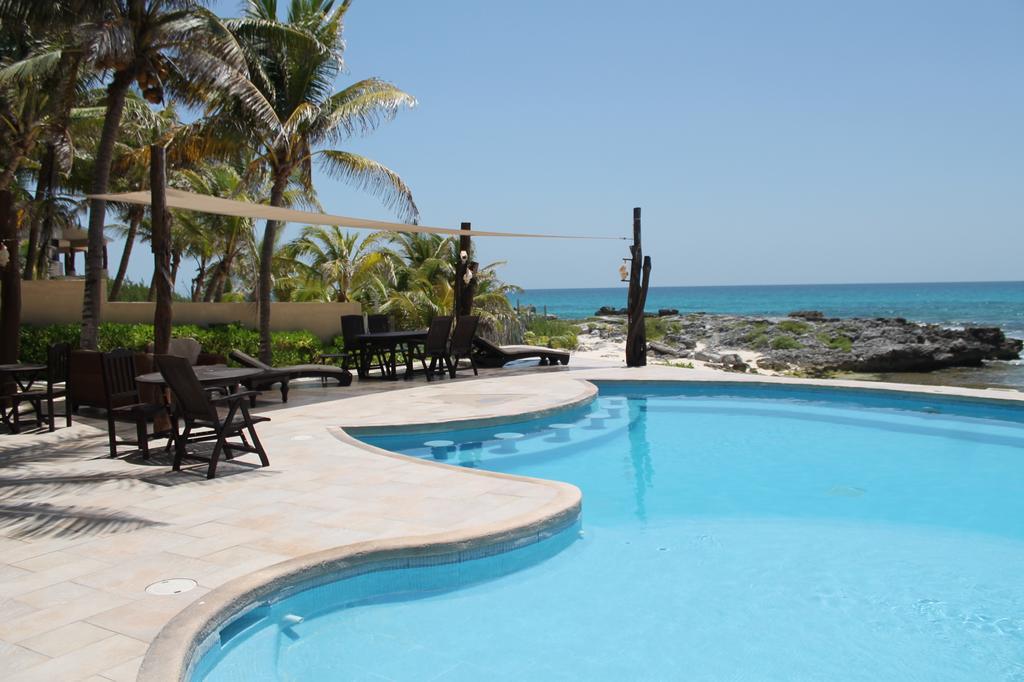 Hotel Playa La Media Luna Isla Mujeres Exterior photo